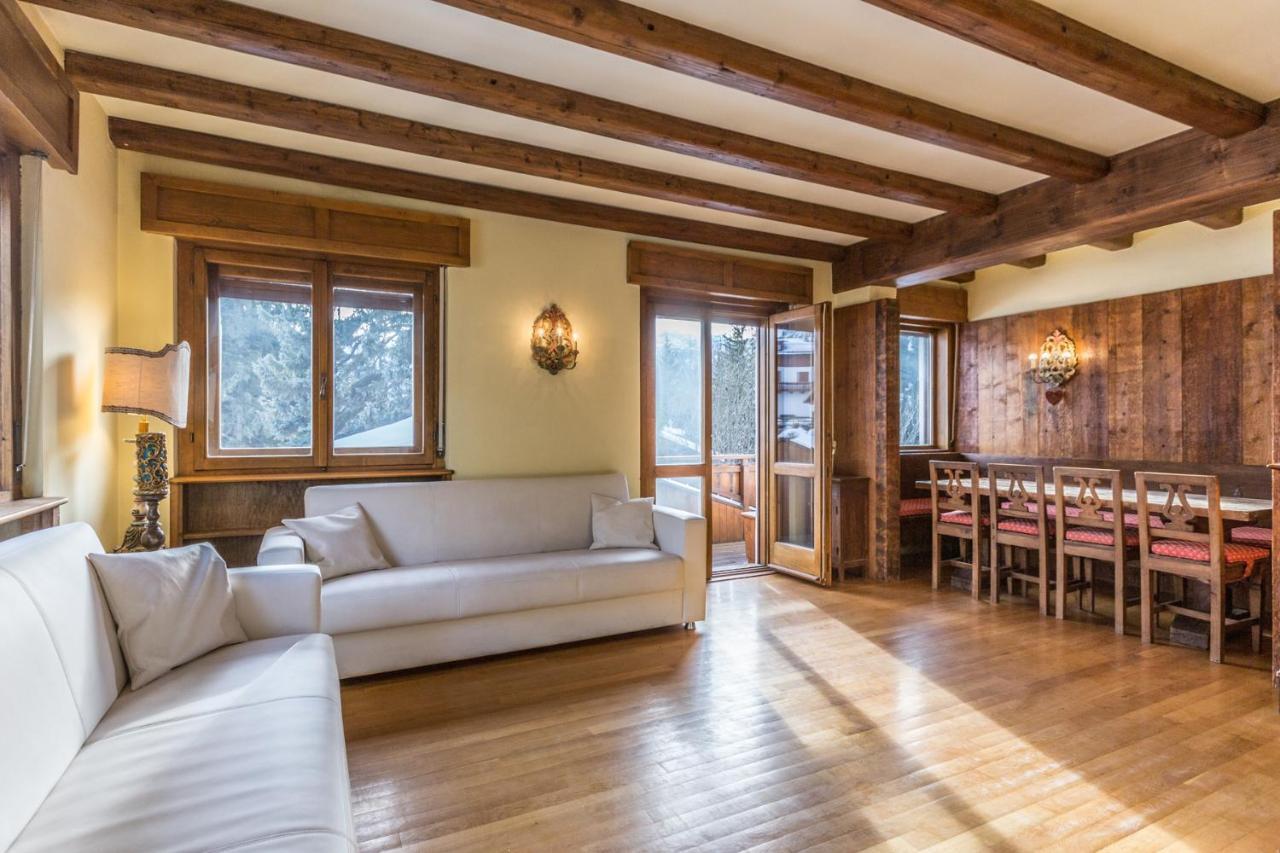 Cantore, Cortina By Short Holidays كورتينا دامبيتزو المظهر الخارجي الصورة
