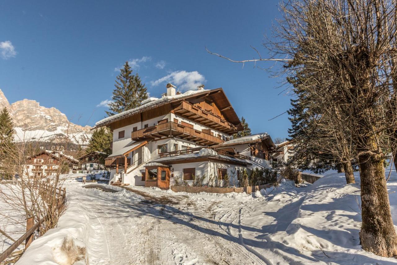 Cantore, Cortina By Short Holidays كورتينا دامبيتزو المظهر الخارجي الصورة