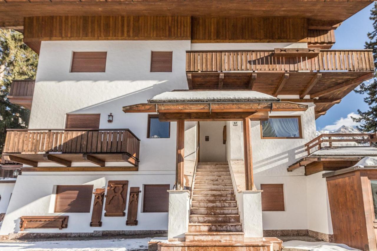 Cantore, Cortina By Short Holidays كورتينا دامبيتزو المظهر الخارجي الصورة