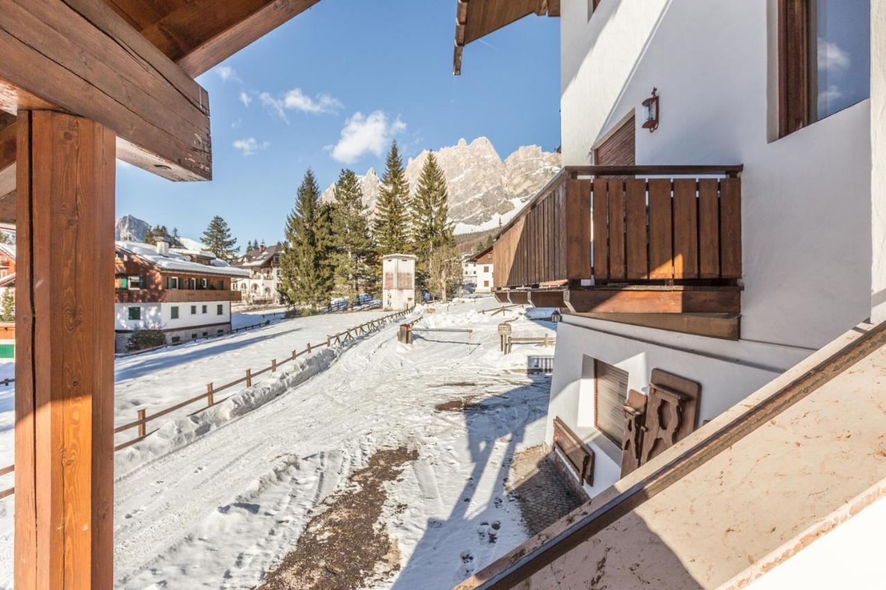 Cantore, Cortina By Short Holidays كورتينا دامبيتزو المظهر الخارجي الصورة