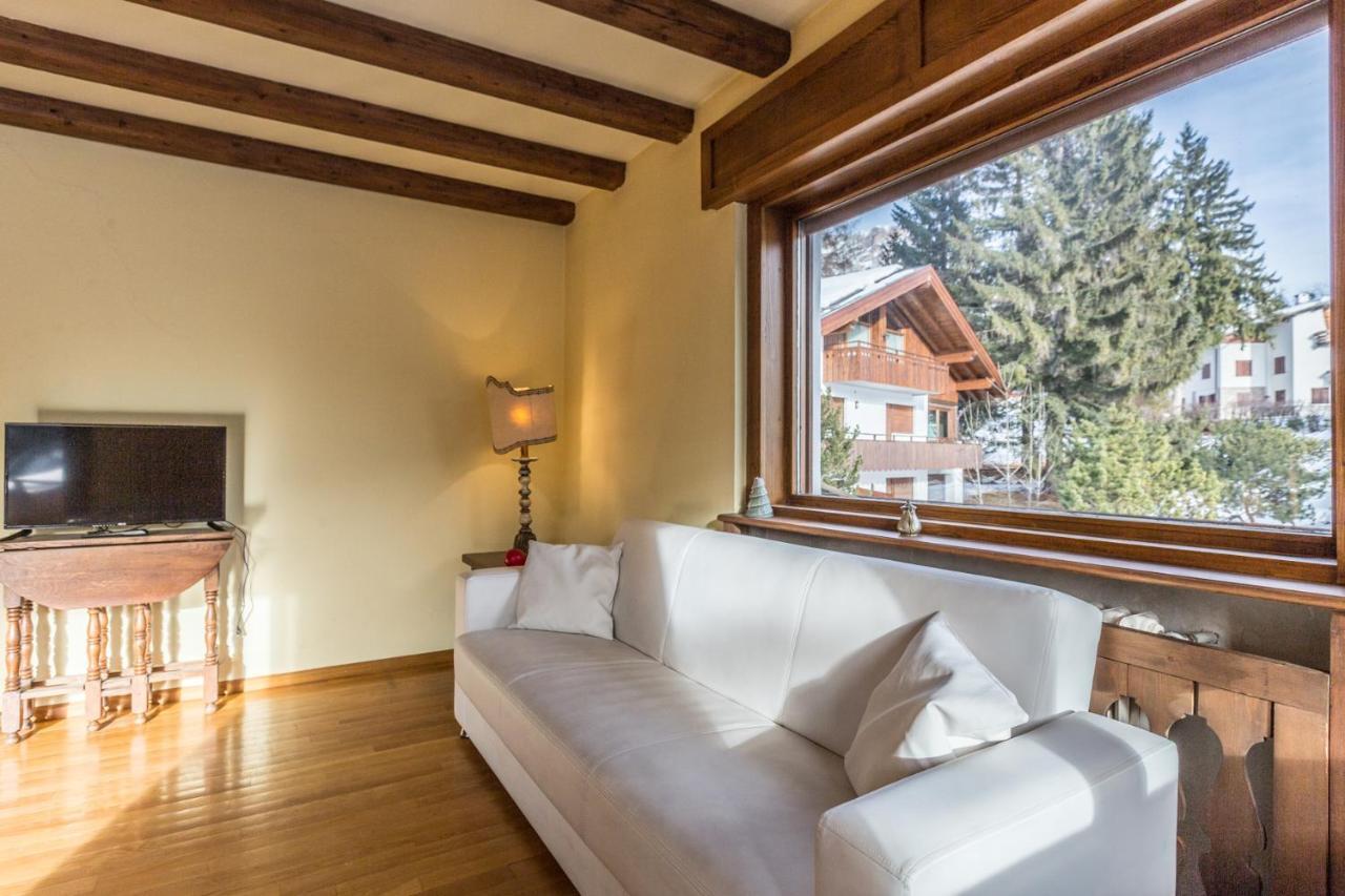 Cantore, Cortina By Short Holidays كورتينا دامبيتزو المظهر الخارجي الصورة