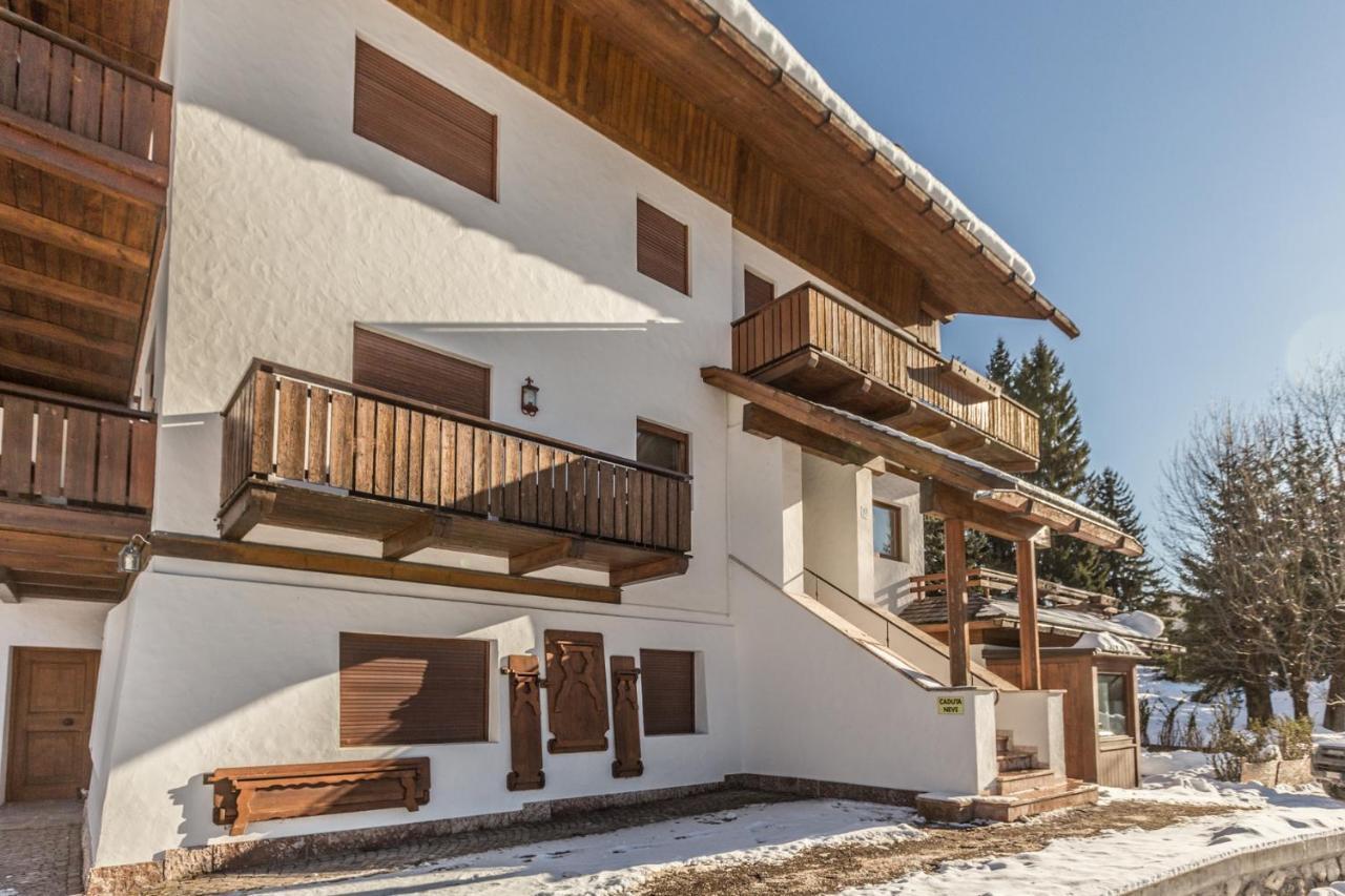 Cantore, Cortina By Short Holidays كورتينا دامبيتزو المظهر الخارجي الصورة